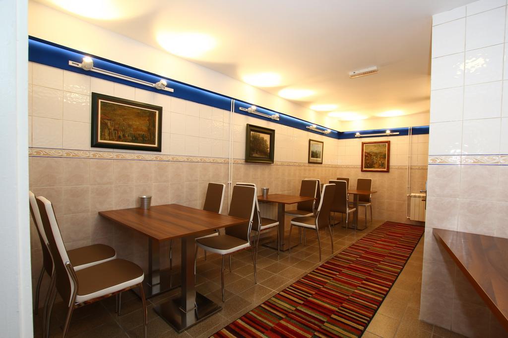 Šabac Villa Galeb מראה חיצוני תמונה