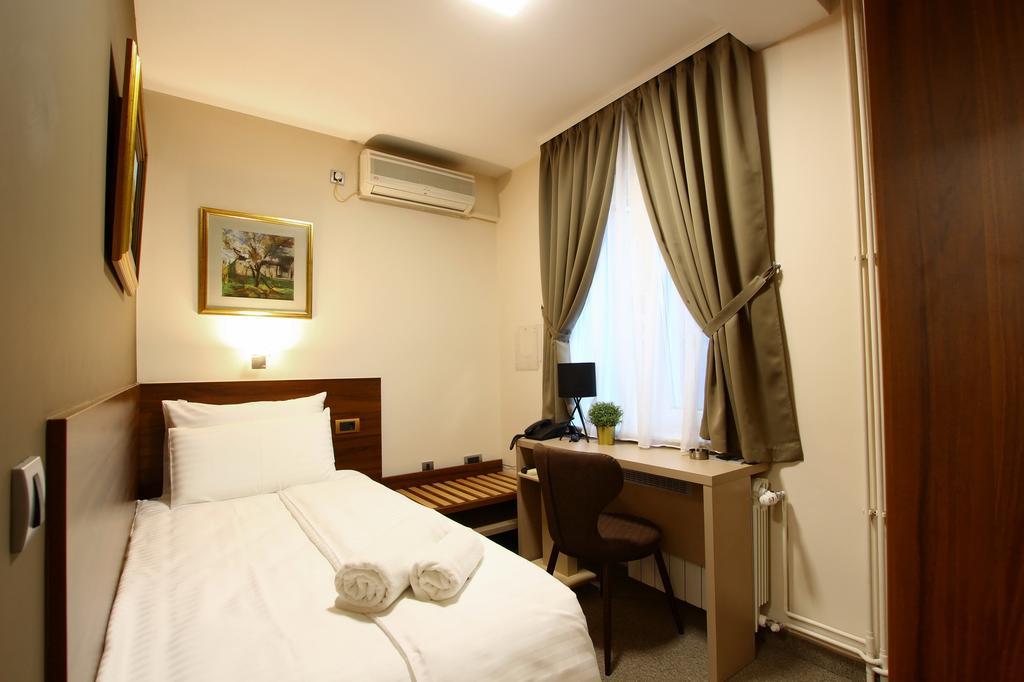 Šabac Villa Galeb מראה חיצוני תמונה